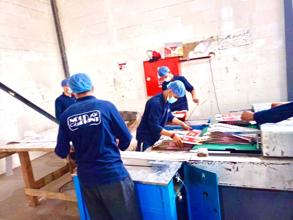 WhatsApp-Image-2026-04-01-at-1.55.17-PM-1-1024x768 ( صناعة التميز في كل طية - ألوان تتحدث، وجودة تدوم - مستقبل التغليف الذكي - حيث تلتقي التكنولوجيا بالإبداع )